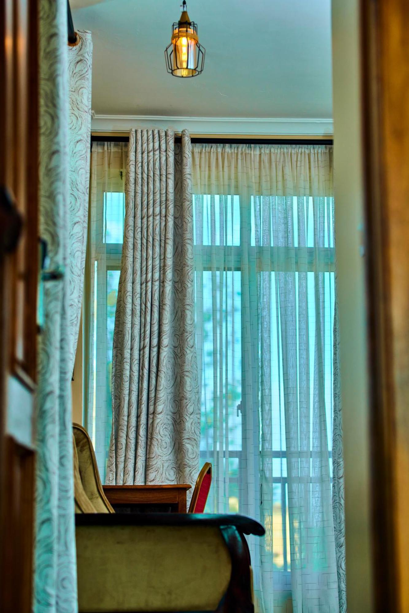 Aves Executive Hotel Arusha Bagian luar foto